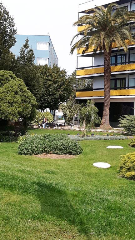Apartments Davor Biograd Na Moru Buitenkant foto